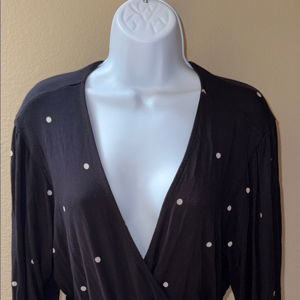 Halogen Black with White Polka Dot Wrap Top V-Neck 3/4 Sleeves Size 2X - Picture 3 of 7